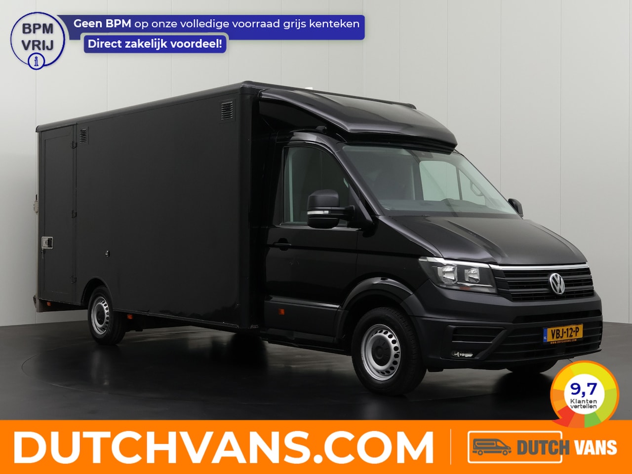 Volkswagen Crafter - 177PK Automaat Lowliner Bakwagen | Valklep | Oprijklep | Navigatie | 3-Zits | Airco | Daks - AutoWereld.nl