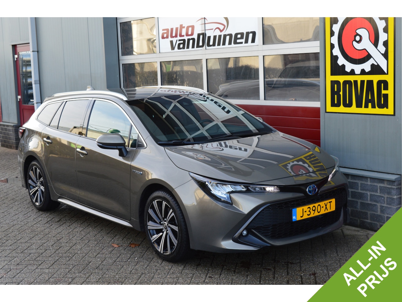 Toyota Corolla Touring Sports - 2.0 Hybrid Business Plus O.a: Afn. haak, Camera, Carplay, Stoelverw, Clima, Etc. All-in pr - AutoWereld.nl