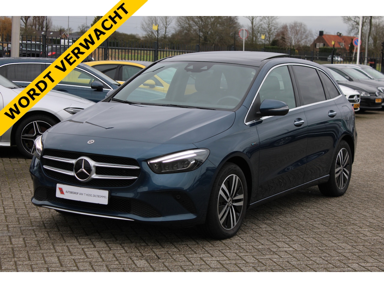 Mercedes-Benz B-klasse - 250e Premium Plus PANORAMADAK LEDER MEMORY DISTRONIC SFEER CARPLAY CAMERA KEY-LESS GO - AutoWereld.nl
