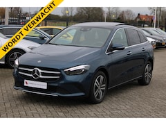 Mercedes-Benz B-klasse - 250e Premium Plus PANORAMADAK LEDER MEMORY DISTRONIC SFEER CARPLAY CAMERA KEY-LESS GO