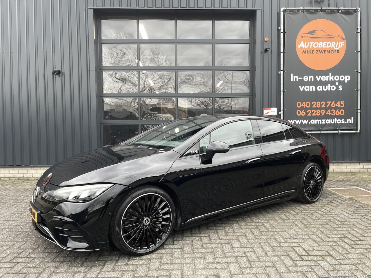 Mercedes-Benz EQE - 300 AMG Line 89 kWh BURMESTER|SFEERVERLICHTING|CARPLAY|CAMERA|STOELVERWARMING - AutoWereld.nl