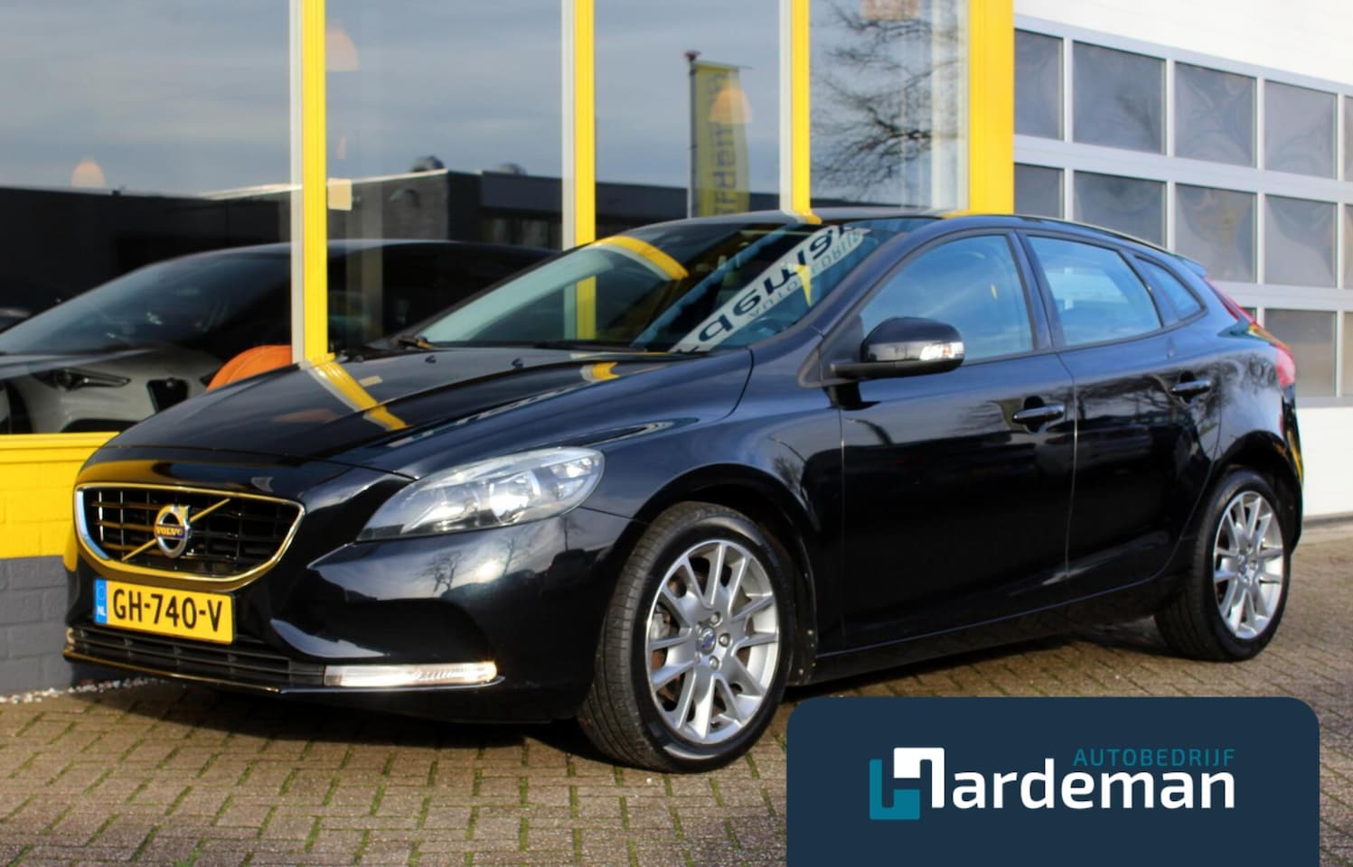 Volvo V40 - 1.6 T3 Momentum Panorama - AutoWereld.nl