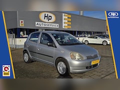 Toyota Yaris - 1.3-16V VVT-i Luna