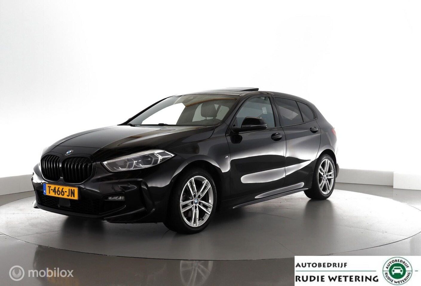 BMW 1-serie - 118i M-Sport Introduction Edition leer|panorama|led|cam|nav|dab|ecc|lmv17 - AutoWereld.nl