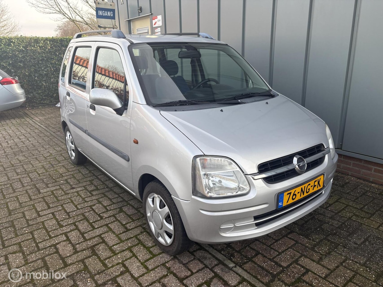 Opel Agila - 1.2-16V Color Edition 1.2-16V Color Edition