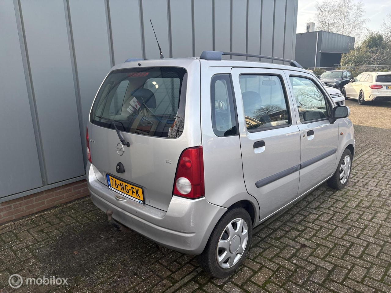 Opel Agila - 1.2-16V Color Edition 1.2-16V Color Edition
