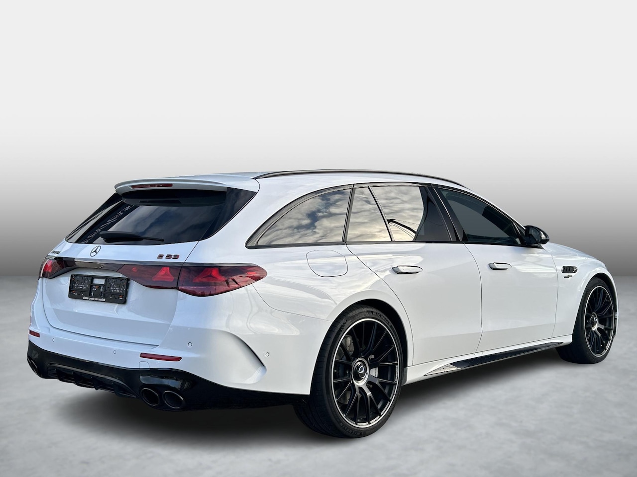 Mercedes-Benz E-klasse Estate - Mercedes-AMG AMG 53 HYBRID 4MATIC+ | Head-up display | Trekhaak | Memory | Panoramadak - AutoWereld.nl