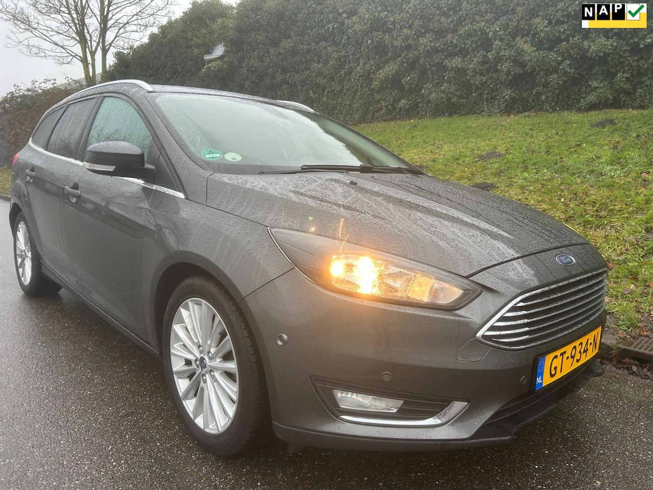 Ford Focus Wagon - 1.5 TDCI Titanium - Navi - Clima - Cruise - AutoWereld.nl