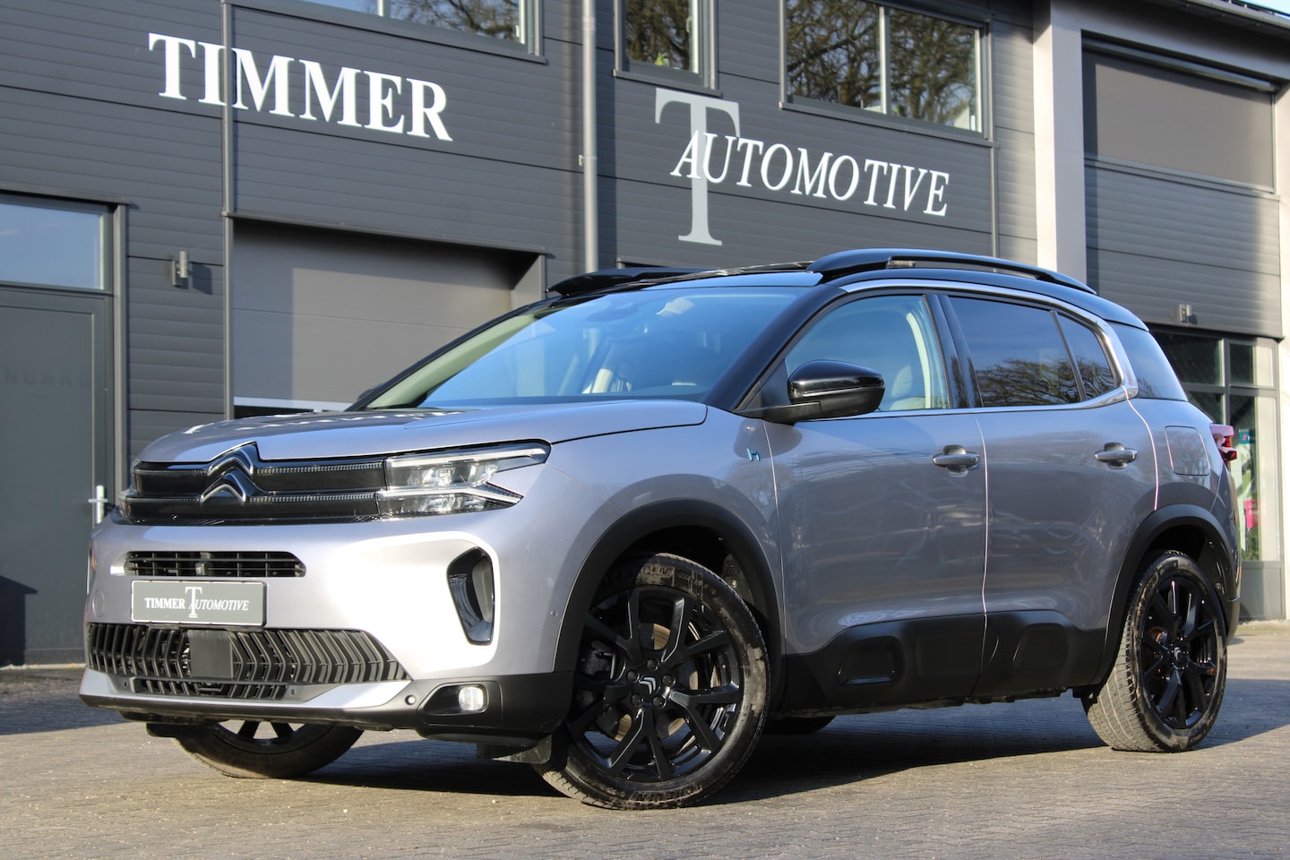 Citroën C5 Aircross - 1.6 Plug-in Hybrid 180 Max uitvoering - 19 Inch - Panoramadak - AutoWereld.nl