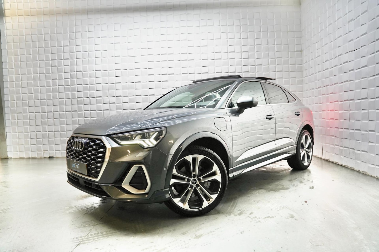 Audi Q3 Sportback - 45 TFSI e 3x S LINE PANO VIRTUAL SFEER 360 - AutoWereld.nl