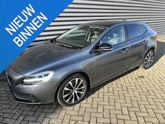 Volvo V40 - 1.5 T3 Dynamic Edition Pano Camera LED
