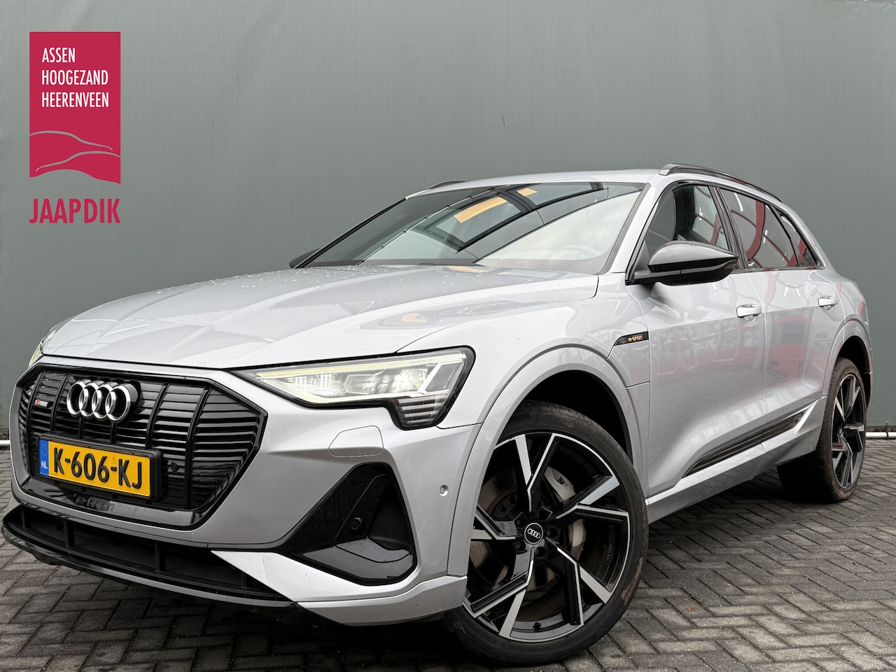 Audi e-tron - BWJ 2020 55 quattro 408 PK S edition 95 kWh FULL LED | PANO | CAMERA | HALF LEDER | ADAPTI - AutoWereld.nl