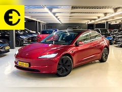 Tesla Model 3 - RWD 60 kWh | Stoelverkoeling | Enhanced autopilot | scherm achterin
