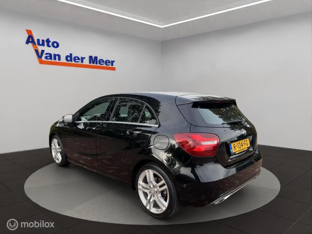 Mercedes-Benz A-klasse - 180 Urban / Progressive / Camera / Navigatie - AutoWereld.nl