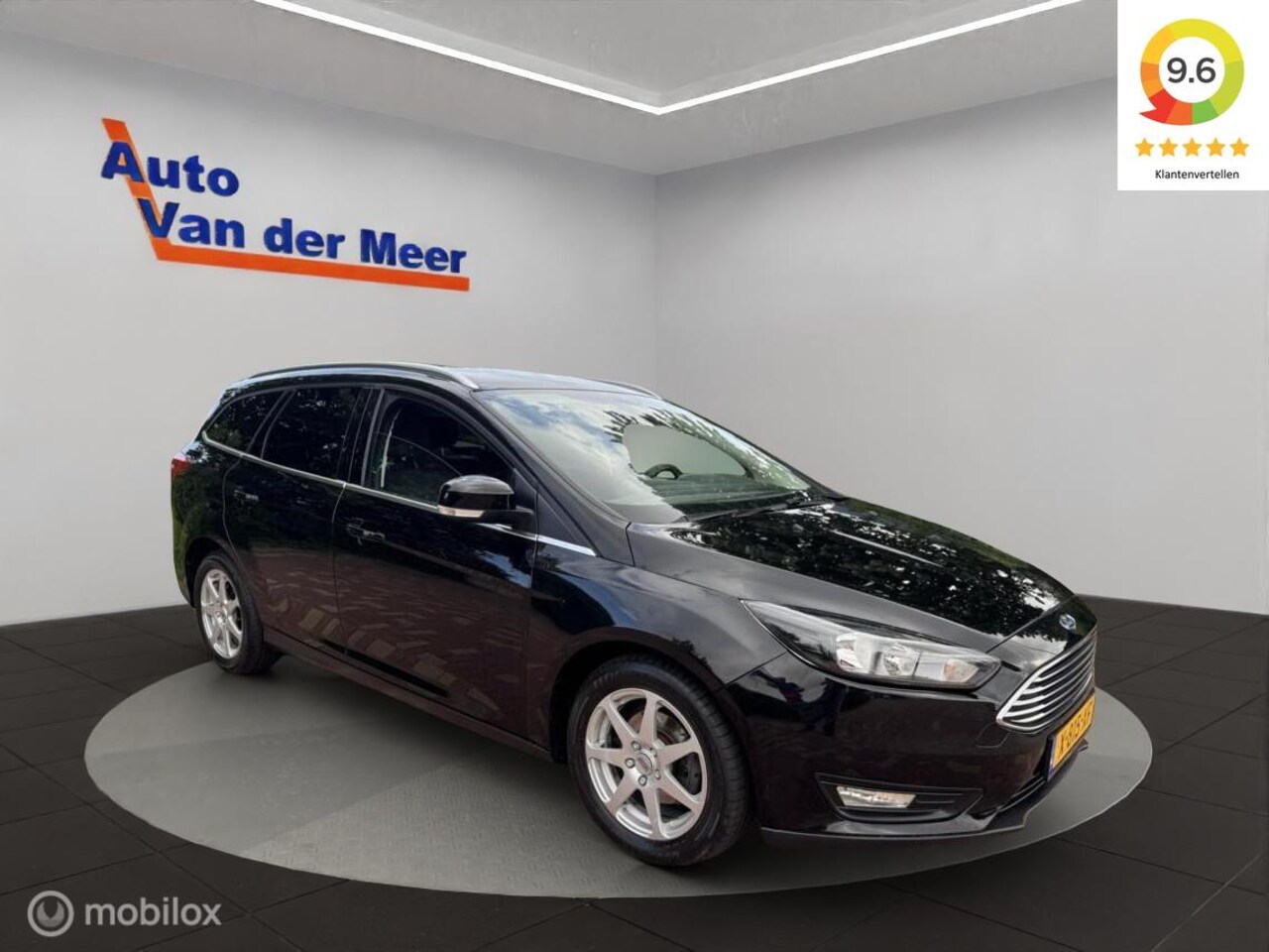 Ford Focus Wagon - 1.0 / Automaat / Keyless / Distributie vv - AutoWereld.nl