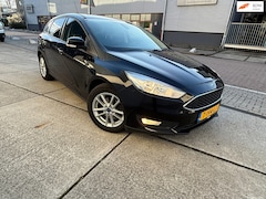 Ford Focus - 1.0 Titanium 6BAK Volledig onderhouden