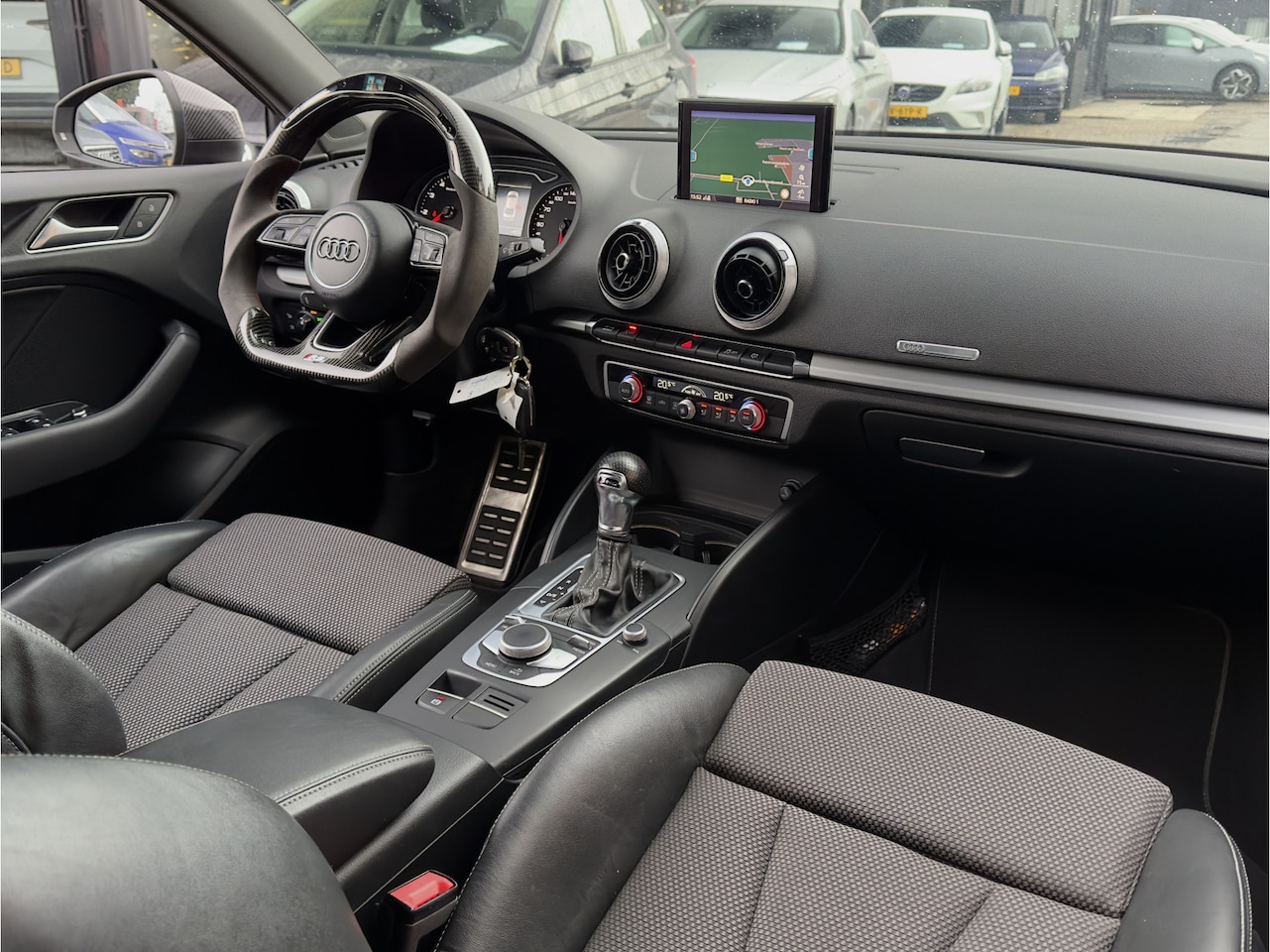 Audi A3 Limousine - 1.5 TFSI AUT7 CoD RS SPORT 3X SLINE LEDER NAVI LED LMV PDC ZEER EXCLUSIEVE UITVOERING! - AutoWereld.nl