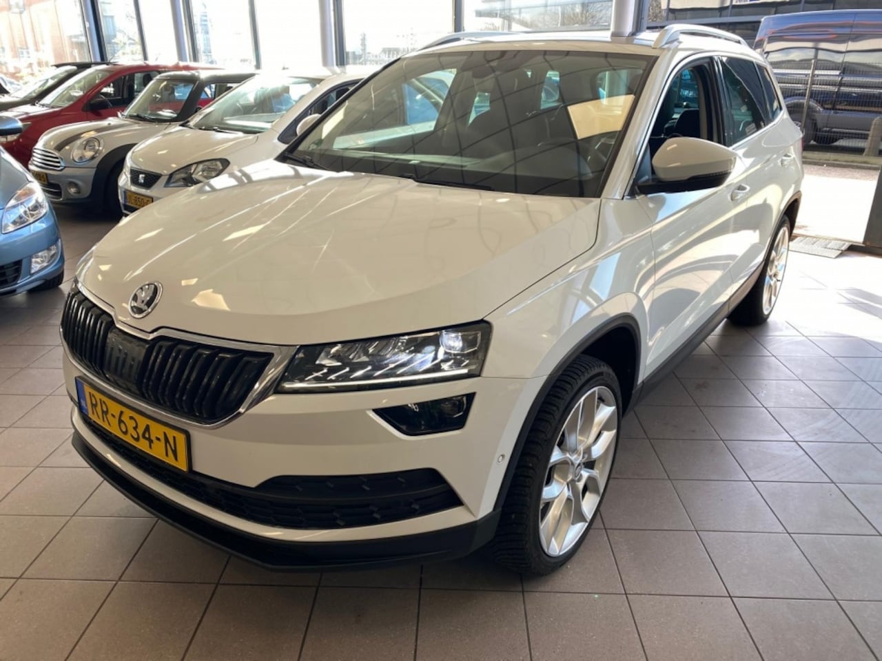 Skoda Karoq - 1.5 TSI ACT St. Bus.LEER CARPLAY AUTOMAAT BJ 2018 !!! - AutoWereld.nl