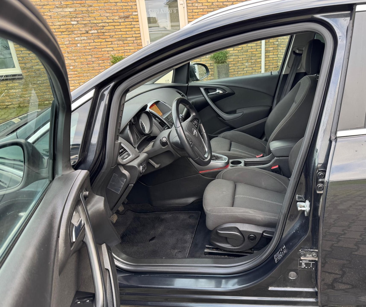 Opel Astra Sports Tourer - 1.4 Turbo Blitz Bj 2015 Koopje - AutoWereld.nl