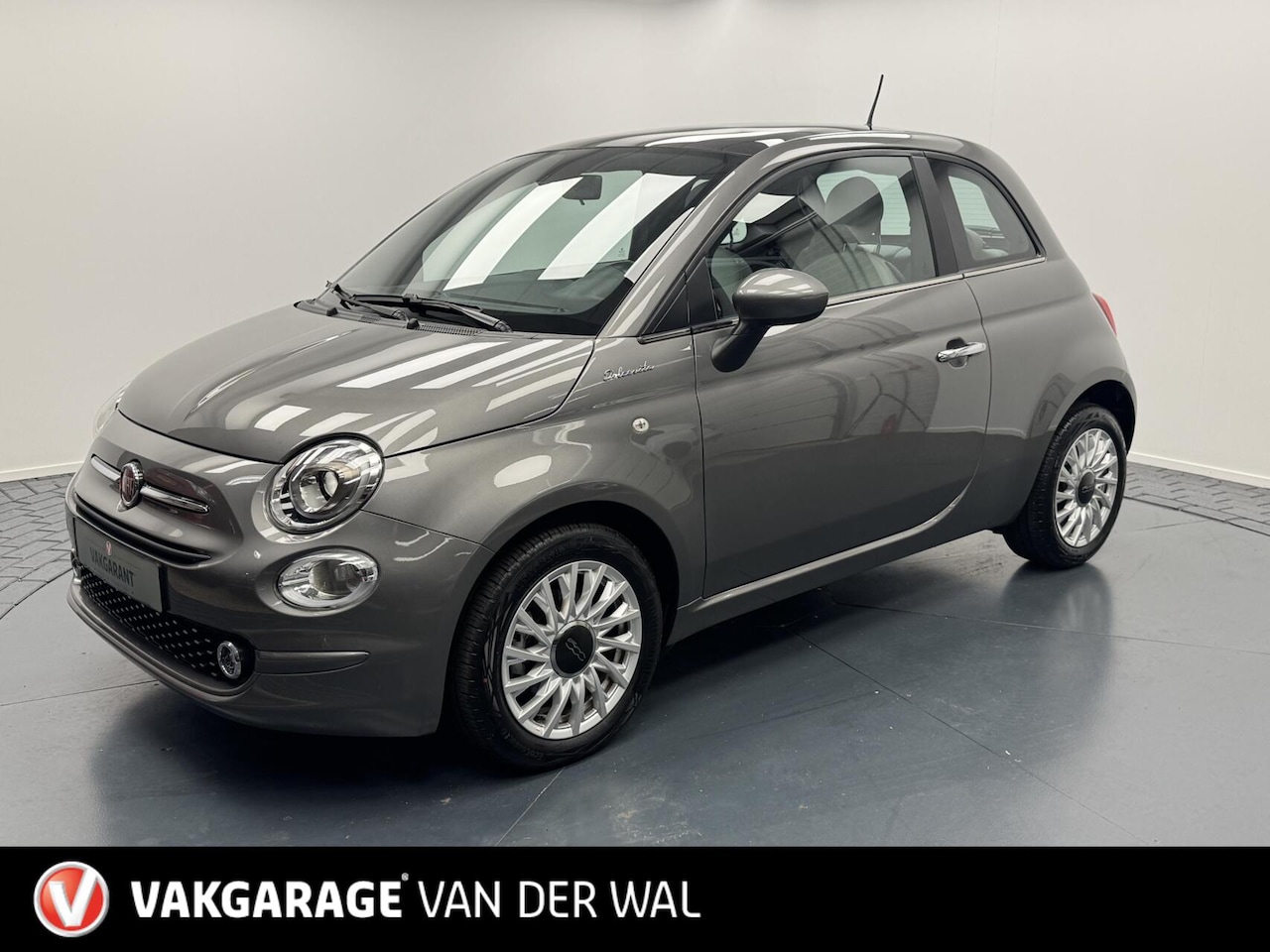 Fiat 500 - 1.0i Hybrid Dolcevita Navigatie-Cr.contr-Clima-Panoramadak-Parkeersensoren-Leder-Lm15''vel - AutoWereld.nl