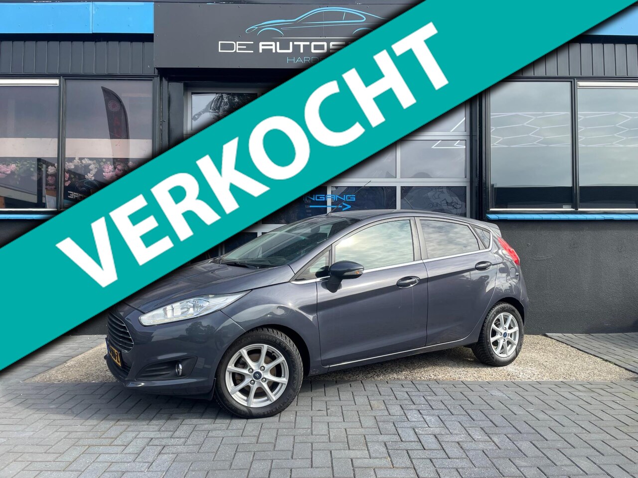 Ford Fiesta - 1.0 EcoBoost Titanium Airco Led keyless Dealeronderhouden Zeer Nette Auto!!! - AutoWereld.nl