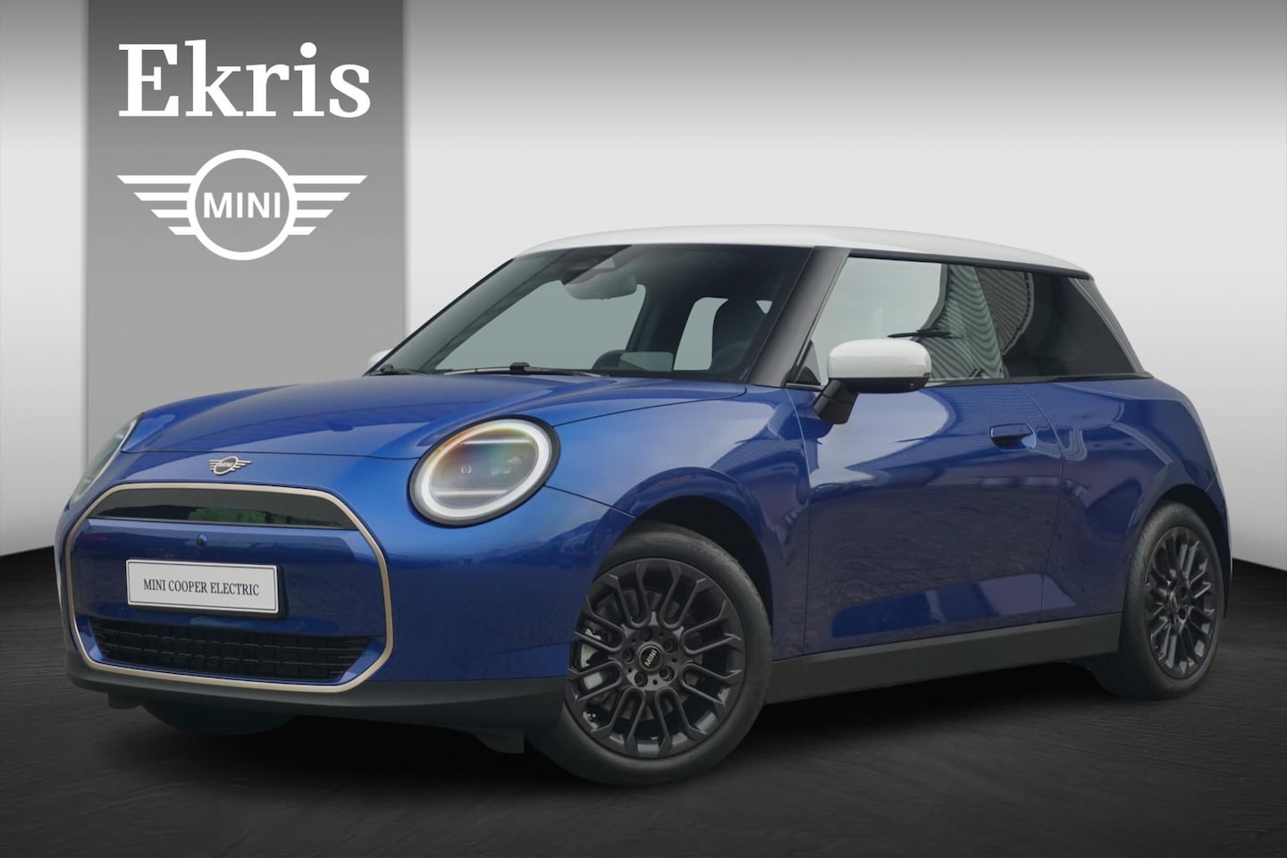 MINI Cooper - E Favoured Trim | Pakket L | Comfort Access | Panoramadak | Stoel & Stuurverwarming | Harm - AutoWereld.nl