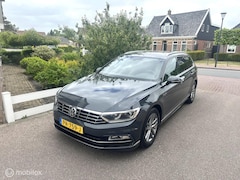 Volkswagen Passat Variant - 1.4 TSI ACT Highline Business R-LINE DSG AUTOMAAT ALCANTARA STOELEN LED VERLICHTING ZEER M