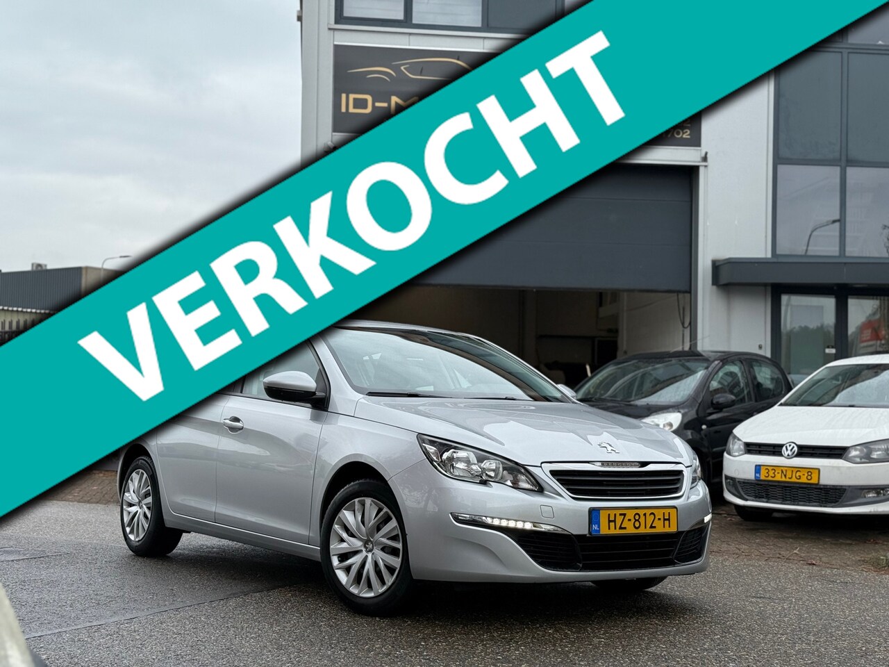 Peugeot 308 - 1.2 PureTech Blue Lease nap navi cruis clima nieuwe apk - AutoWereld.nl