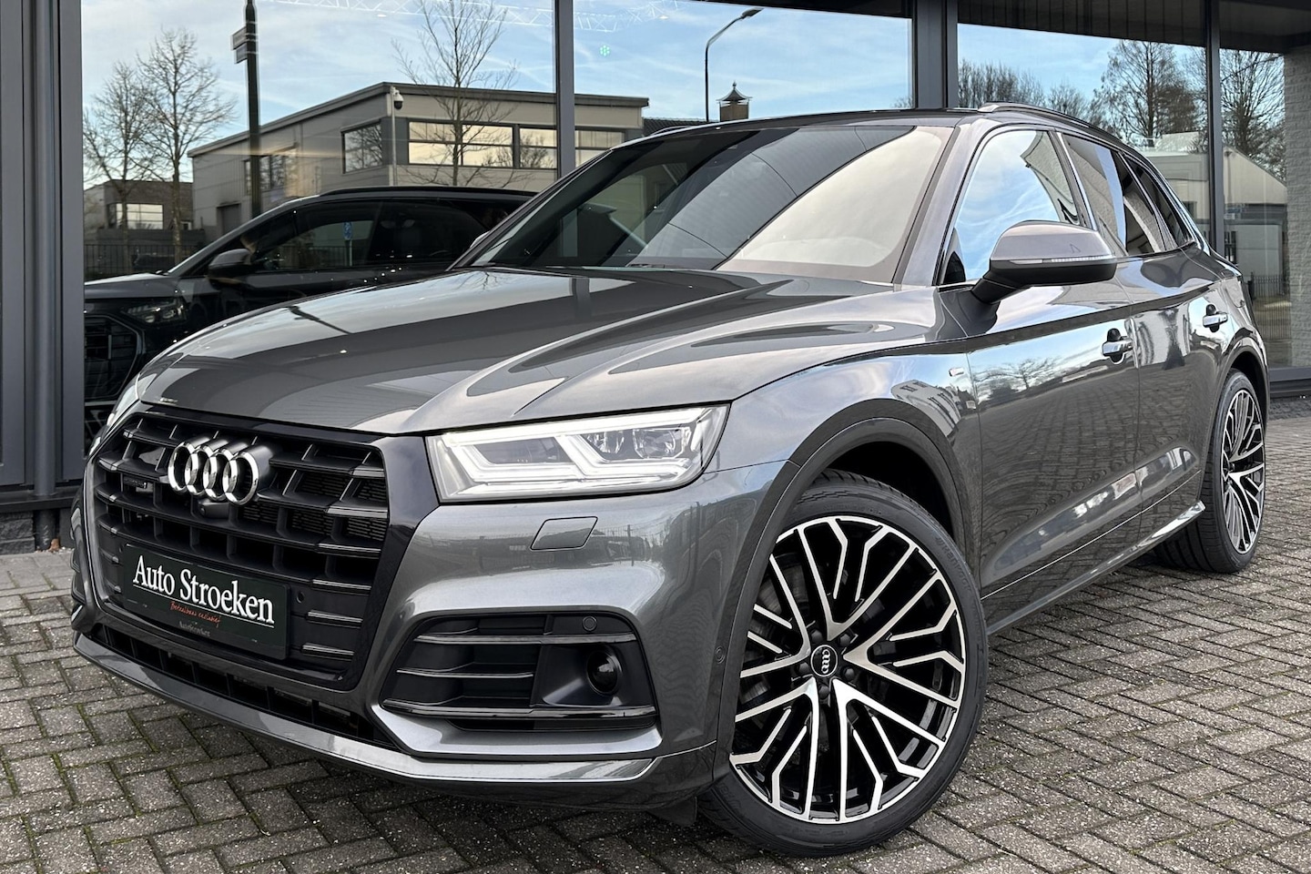 Audi Q5 - 55 TFSIe S-Line Black Lucht Matrix Massage Sfeer - AutoWereld.nl