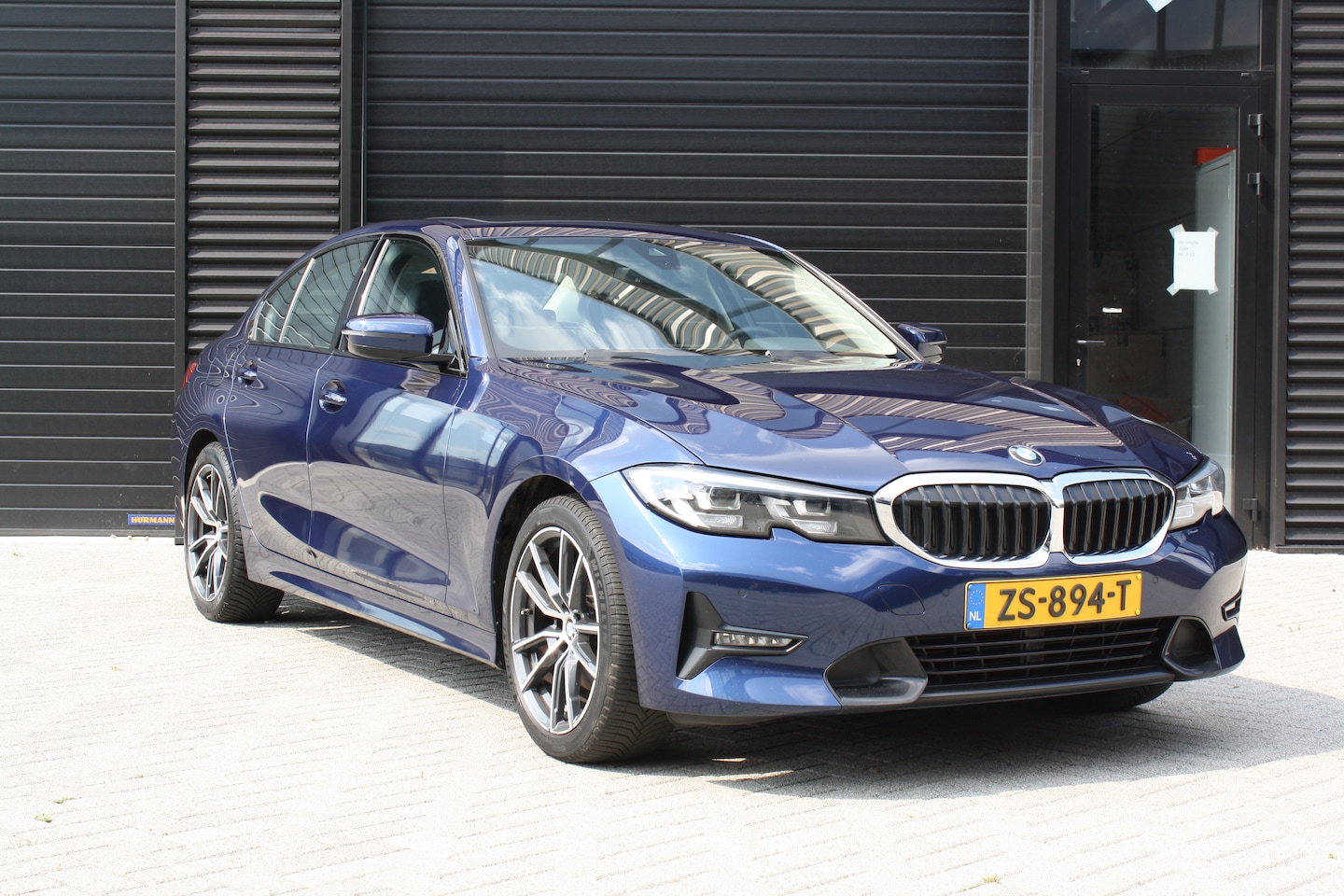 BMW 3-serie - 320i Executive Edition - AutoWereld.nl