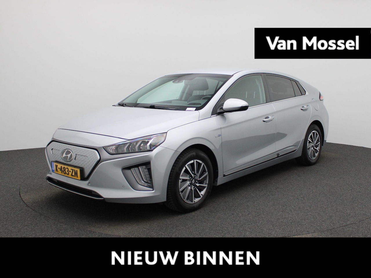 Hyundai IONIQ - Premium EV 38 kWh | Achteruitrijcamera | Stoelverwarming | Stoelverkoeling | Adapt. Cruise - AutoWereld.nl