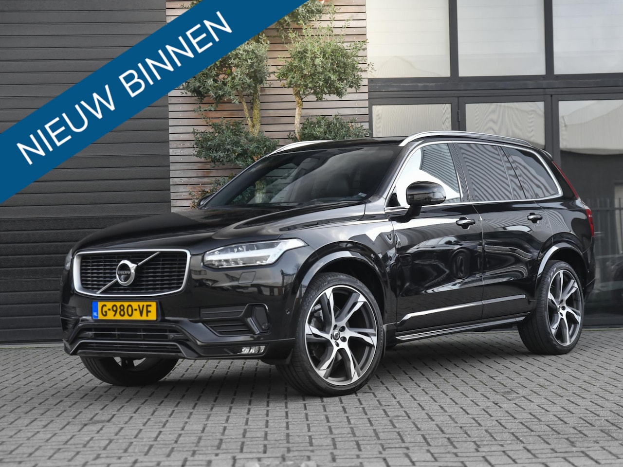 Volvo XC90 - 2.0 T6 AWD R-Design Leer, 360 Camera, Trekhaak, cruise control adaptief, 22 inch velgen - AutoWereld.nl