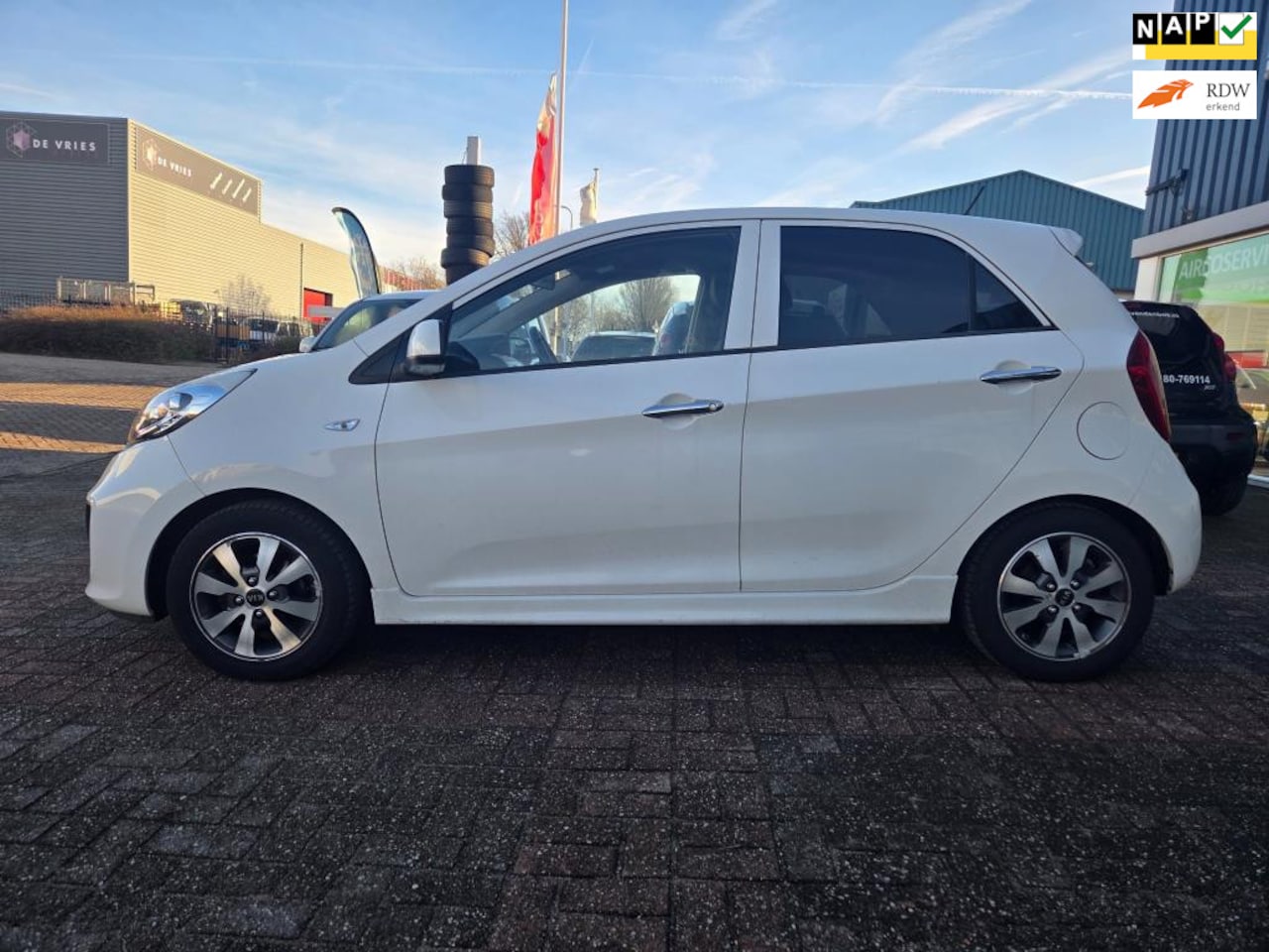 Kia Picanto - 1.0 CVVT X-treme 1.0 CVVT X-treme, Airco, Lichtmetalen velgen, Lederen bekleding, Clima, Blue tooth