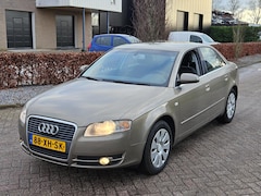 Audi A4 Limousine - 2.0 Advance