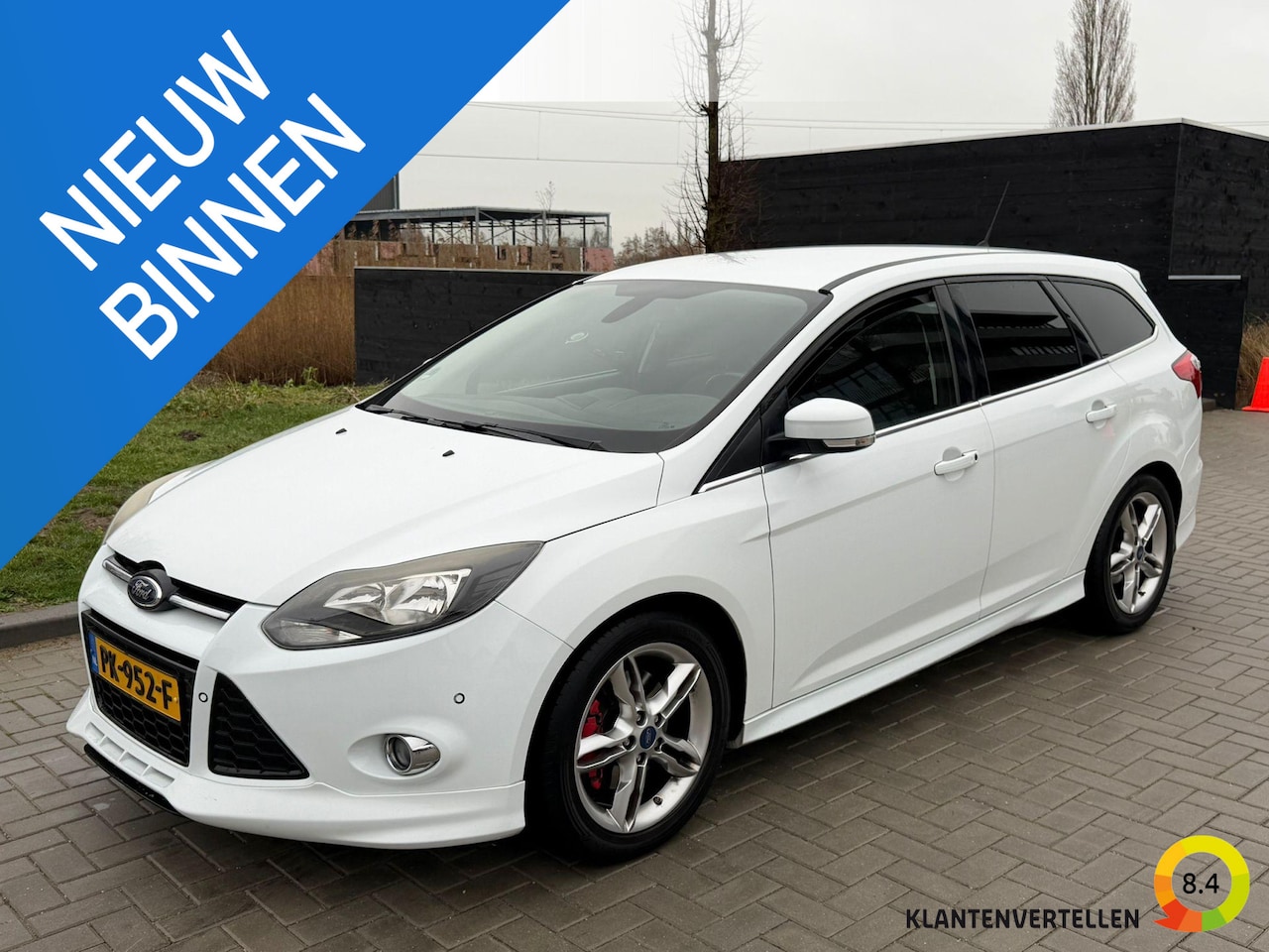 Ford Focus Wagon - 1.6 EcoBoost Titanium Clima, Cruise, Camara, PDC, Trekhaak - AutoWereld.nl