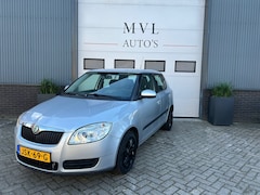 Skoda Fabia - 1.4-16V /nieuwe/distributieriem/apk/remschijf+blok