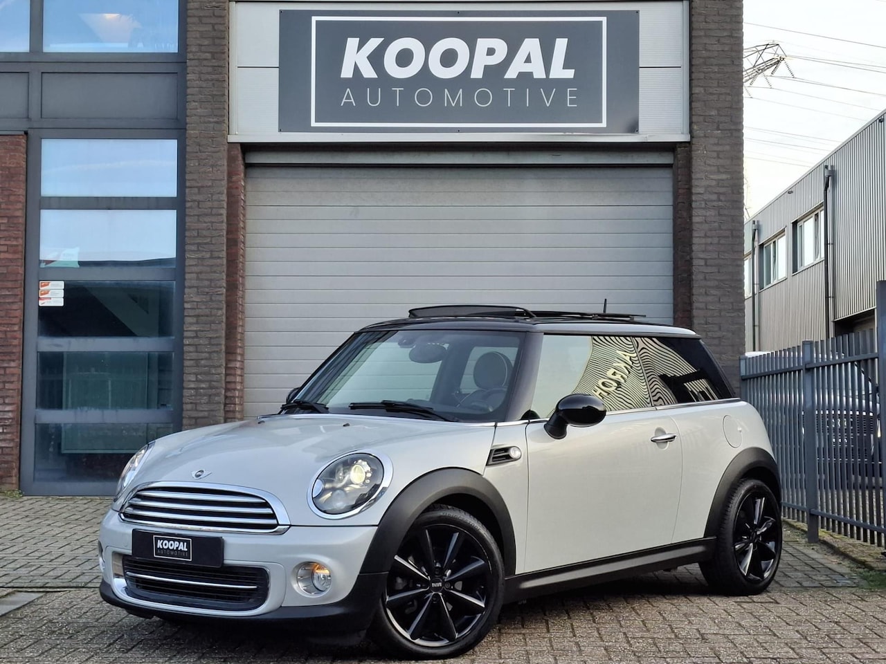 MINI Cooper - Mini 1.6 Westminster | PANO | Xenon | Leer | Volledig Onderhouden - AutoWereld.nl