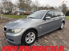 BMW 3-serie Touring - 320i Dynamic Executive