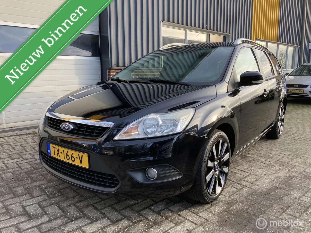 Ford Focus Wagon - 1.6 ZEER NETJES! - AutoWereld.nl