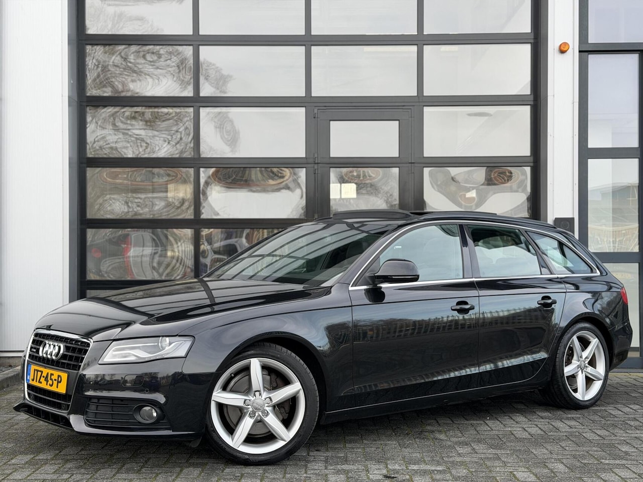 Audi A4 Avant - 3.2 FSI V6 quattro Pro Line S 265PK+ / PANO - AutoWereld.nl
