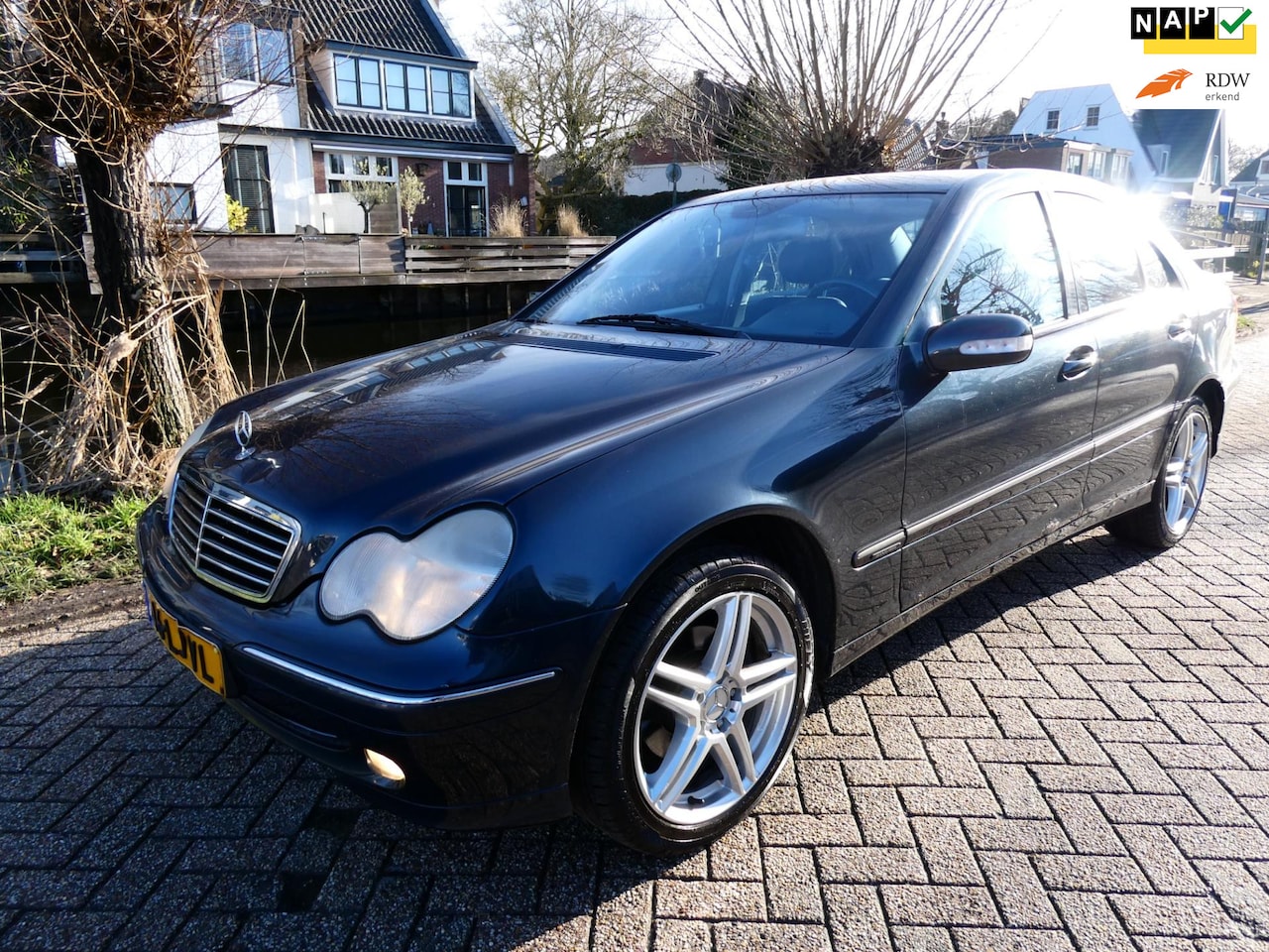 Mercedes-Benz C-klasse - 200 K. 163pk Automaat Clima Cruise Trekhaak Navi 234.000km - AutoWereld.nl