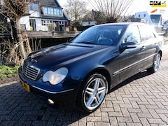 Mercedes-Benz C-klasse - 200 K. 163pk Automaat Clima Cruise Trekhaak Navi 234.000km