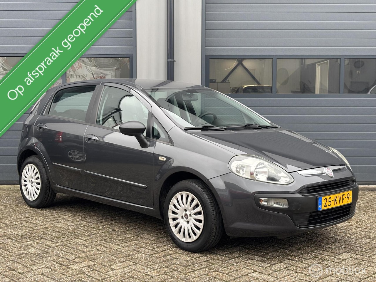 Fiat Punto Evo - 1.4 Dynamic Automaat Uitvoering - AutoWereld.nl