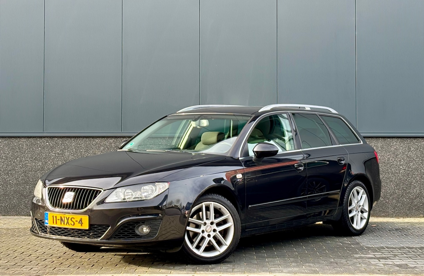 SEAT Exeo ST - 1.8 TSI Businessline Navi | Cruise | Clima | NAP - AutoWereld.nl