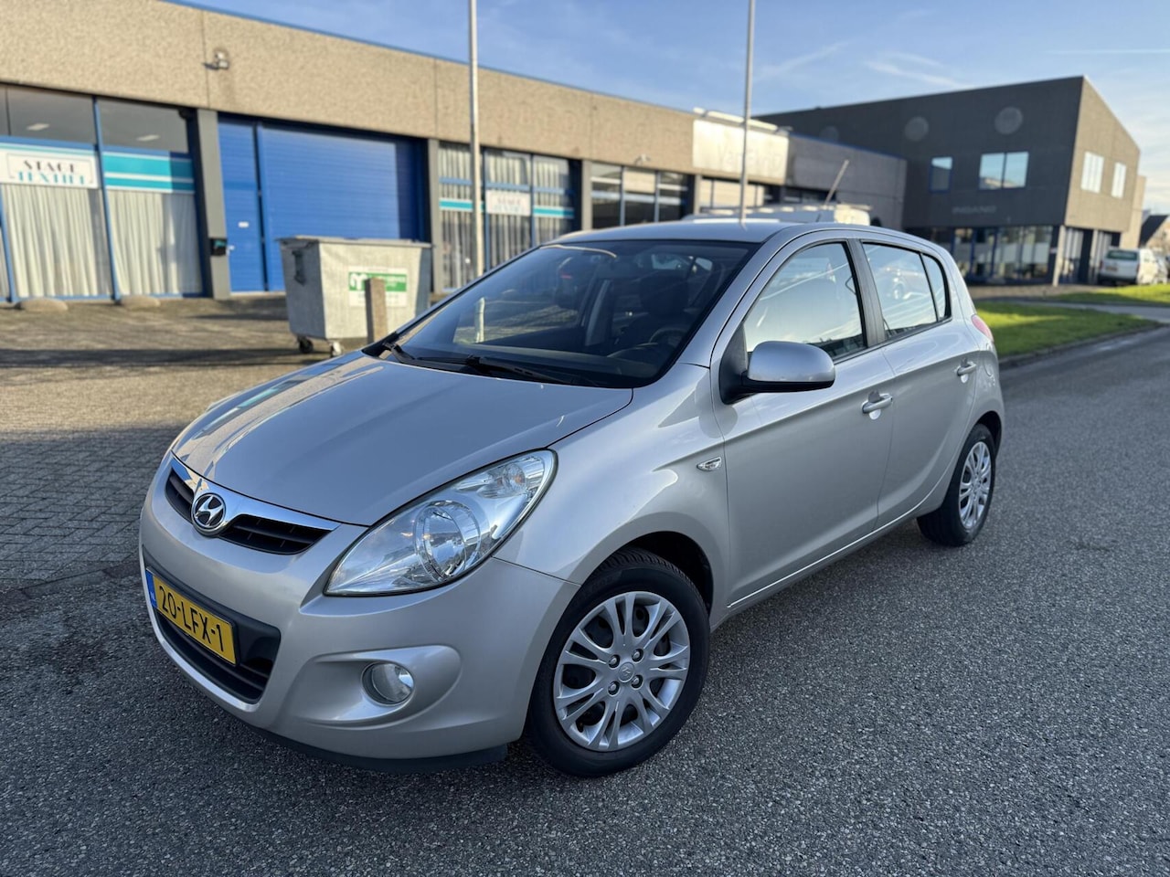 Hyundai i20 - 1.2i 2010 5-DRS Airco/Aux Elekpakket Lage KM - AutoWereld.nl