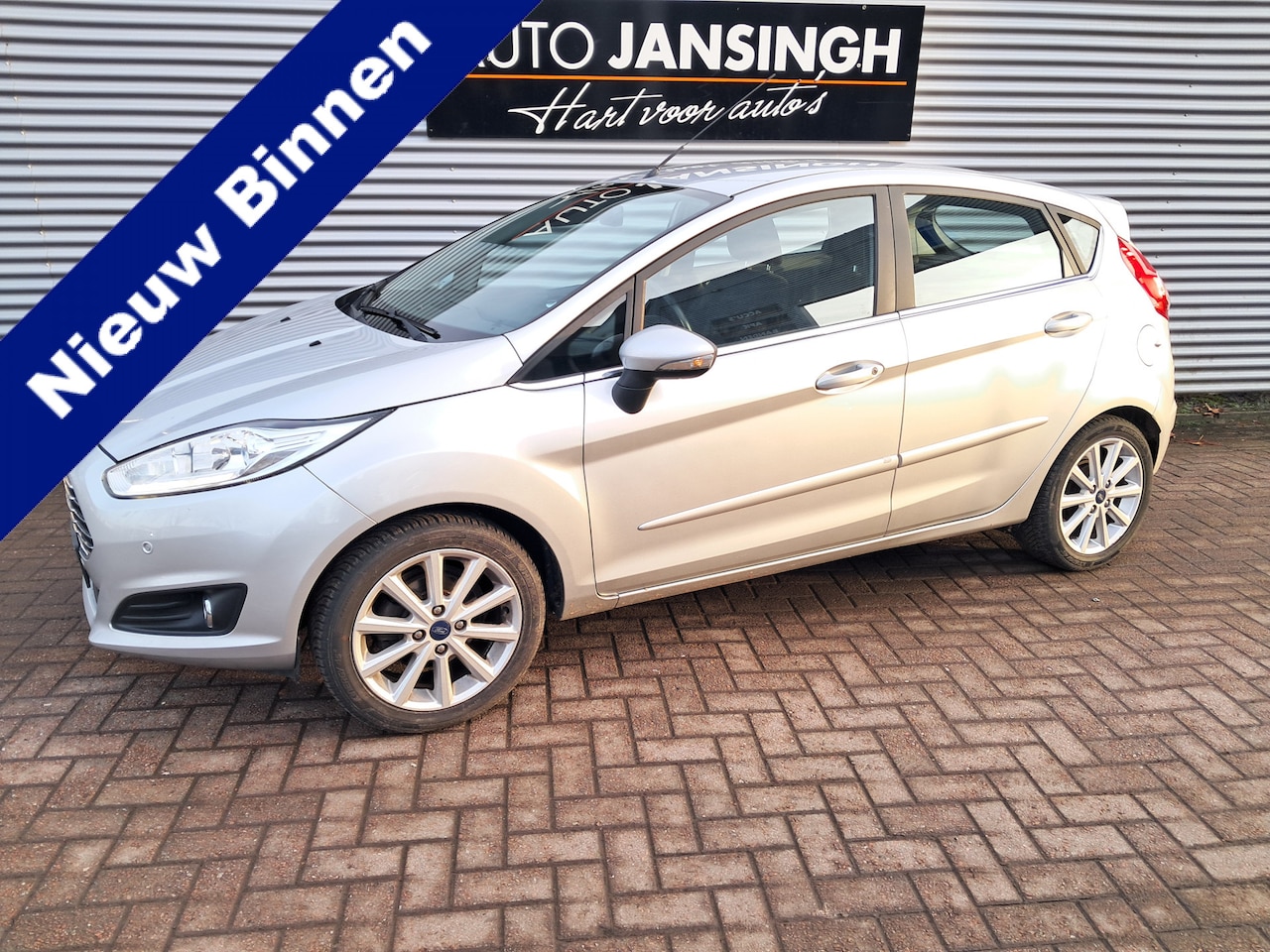 Ford Fiesta - 1.0 EcoBoost Titanium | Clima | Trekhaak | PDC voor en achter | Dealer onderhouden | Cruis - AutoWereld.nl