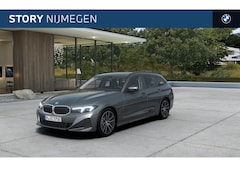 BMW 3-serie Touring - 330e M Sport Automaat / Trekhaak / Achteruitrijcamera / Parking Assistant / Live Cockpit P