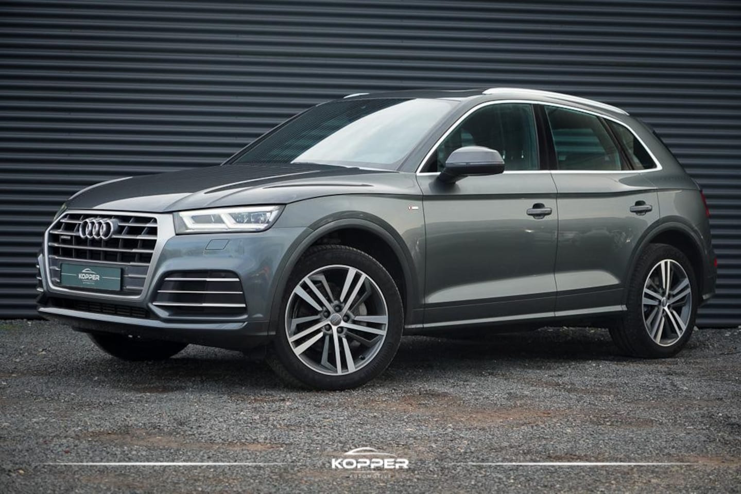 Audi Q5 - 2.0 TFSI quattro Launch Edition / Pano / S-Line / Stoelverwarming - AutoWereld.nl