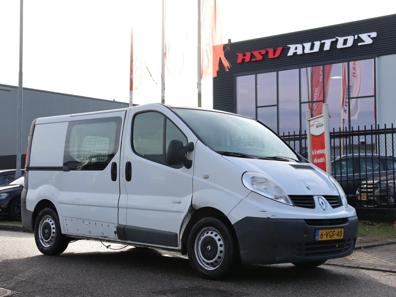 Renault Trafic - 2.0 dCi T29 L1H2 airco - AutoWereld.nl