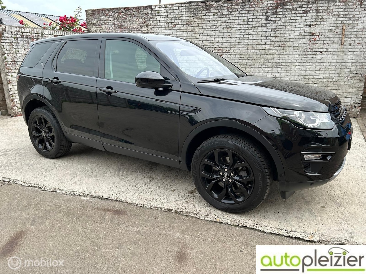 Land Rover Discovery Sport - 2.0 TD4 HSE Luxury 2.0 TD4 HSE Luxury - AutoWereld.nl